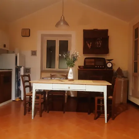 Casa Casella 12 *